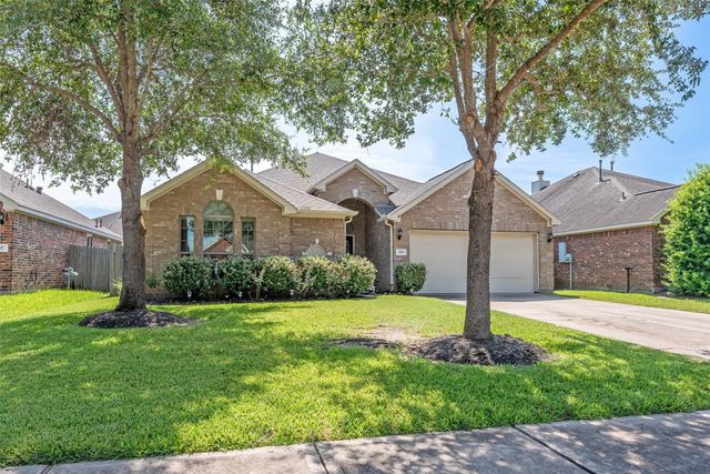 119 Emerald Loch Lane, Houston, TX 77469