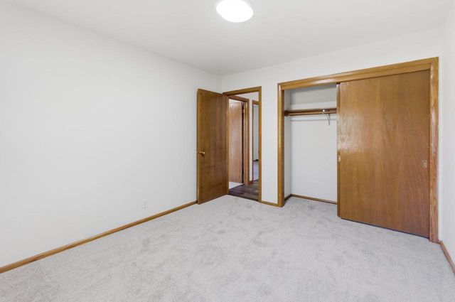 4915 Twin Elms DRIVE, Racine, WI 53406