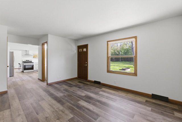 4915 Twin Elms DRIVE, Racine, WI 53406