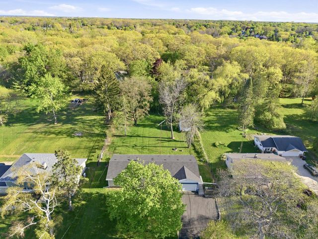 4915 Twin Elms DRIVE, Racine, WI 53406