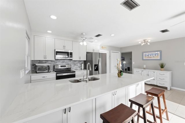 4926 FORECASTLE DRIVE, New Port Richey, FL 34652