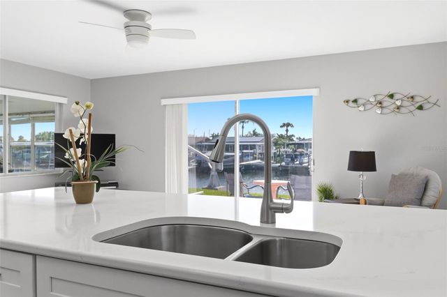 4926 FORECASTLE DRIVE, New Port Richey, FL 34652