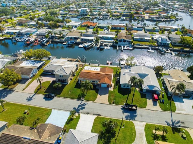 4926 FORECASTLE DRIVE, New Port Richey, FL 34652