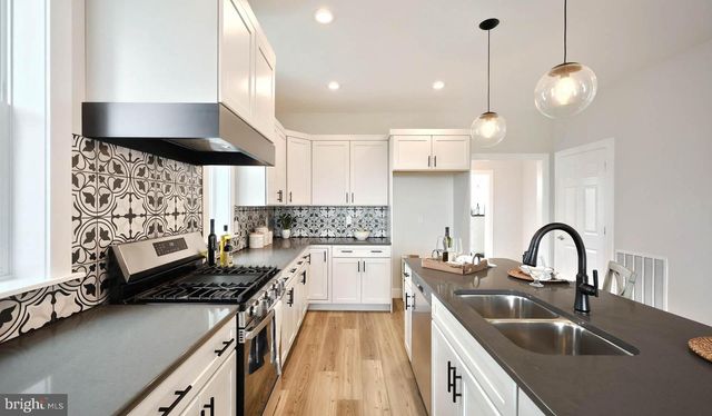 529 STONE GATE BLVD, Annville, PA 17003