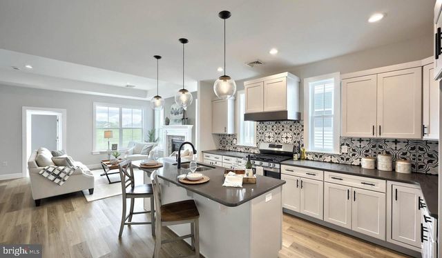 529 STONE GATE BLVD, Annville, PA 17003