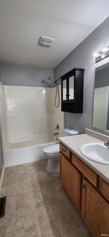 4502 Castle Rock Drive, New Haven, IN 46774