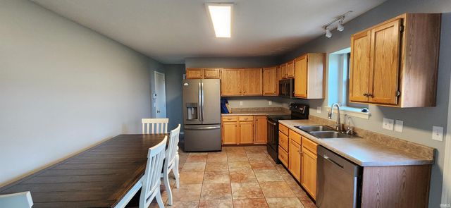 4502 Castle Rock Drive, New Haven, IN 46774