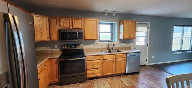 4502 Castle Rock Drive, New Haven, IN 46774