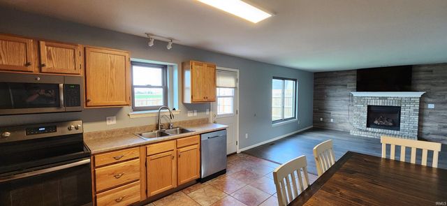 4502 Castle Rock Drive, New Haven, IN 46774