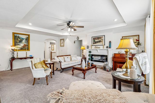 10494 Fairbourne Drive, Covington, KY 41015