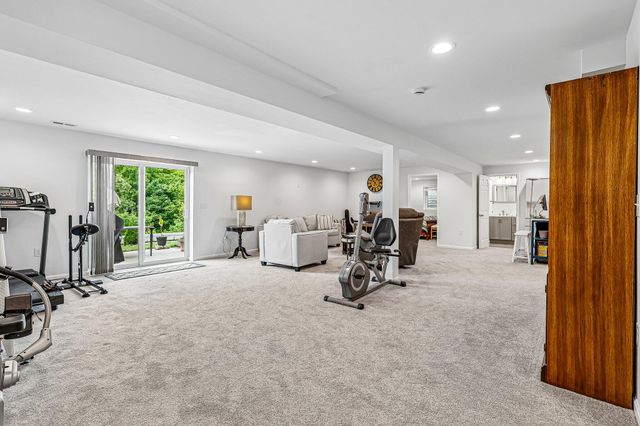 10494 Fairbourne Drive, Covington, KY 41015