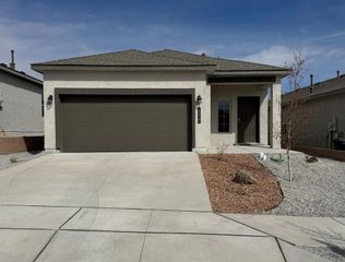 10544 Serafina Way SW, Albuquerque, NM 87121