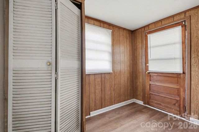 603 1st Street SW, Hickory, NC 28602