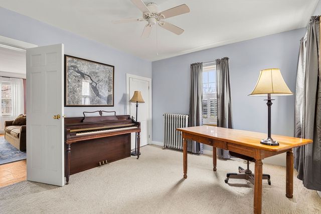 11 Union Pl, Newburyport, MA 01950