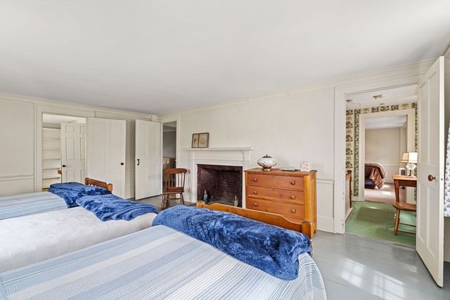 11 Union Pl, Newburyport, MA 01950