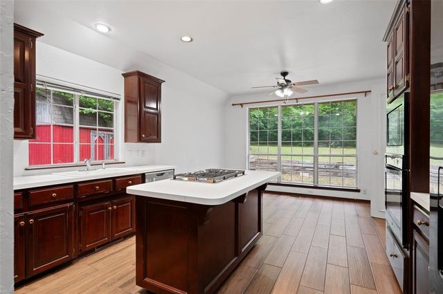 205 Berkshire Drive, Edmond, OK 73034