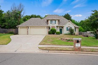 205 Berkshire Drive, Edmond, OK 73034