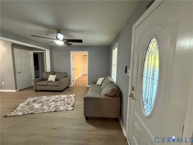 204 S Mesa Dr, Hopewell, VA 23860