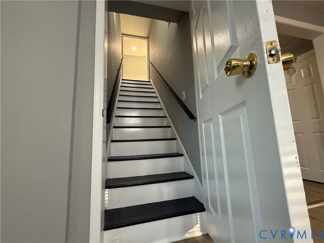 204 S Mesa Dr, Hopewell, VA 23860