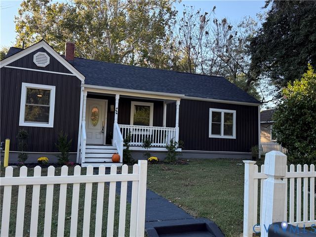 204 S Mesa Dr, Hopewell, VA 23860