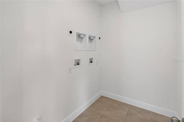 2926 SAILHOUSE DRIVE, St Cloud, FL 34771