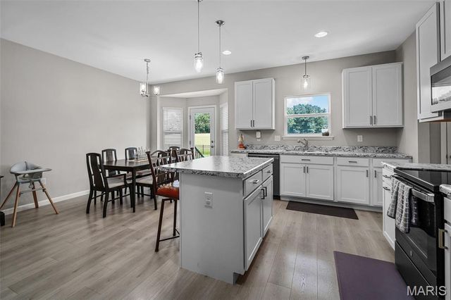 130 Liberty Valley Drive, Foristell, MO 63348