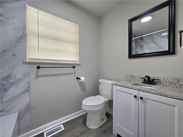 651 26th ST, Newport News, VA 23607