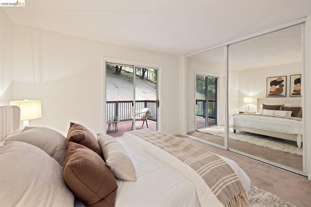 6975 Charing Cross Rd, Berkeley, CA 94705