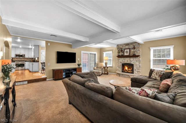 35320 Chagrin Boulevard, Moreland Hills, OH 44022