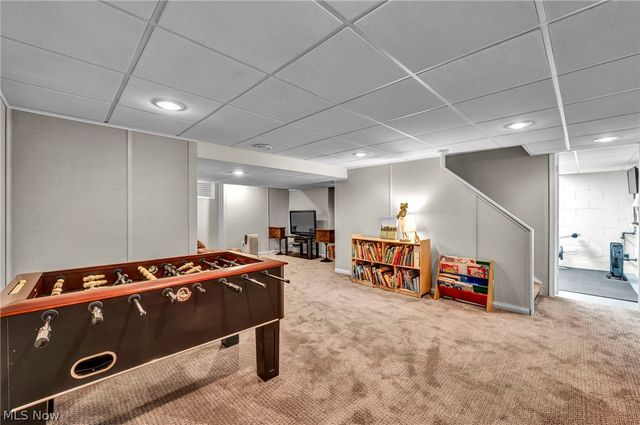 35320 Chagrin Boulevard, Moreland Hills, OH 44022