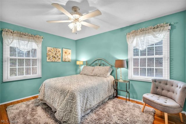 35320 Chagrin Boulevard, Moreland Hills, OH 44022