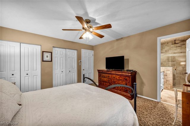 35320 Chagrin Boulevard, Moreland Hills, OH 44022