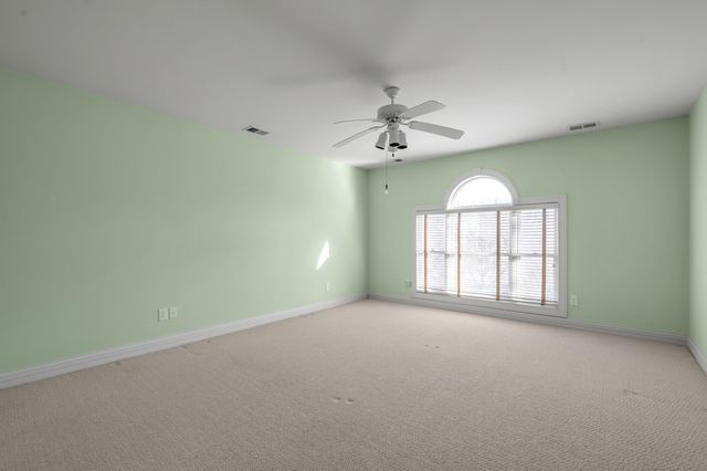 559 Gingermill Lane, Lexington, KY 40509