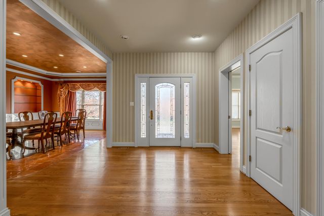 559 Gingermill Lane, Lexington, KY 40509