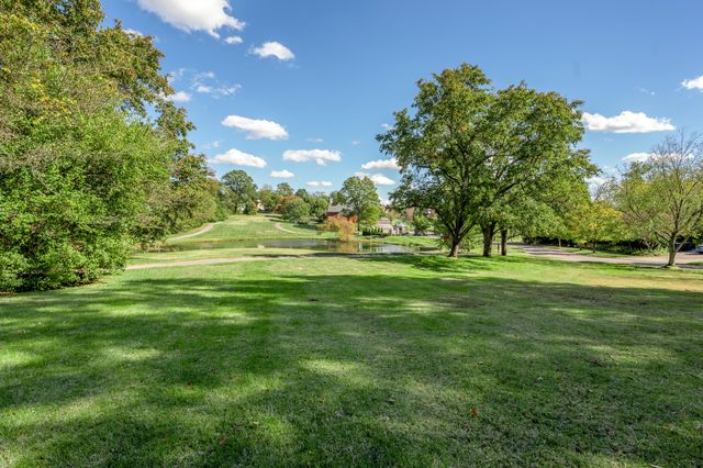 559 Gingermill Lane, Lexington, KY 40509