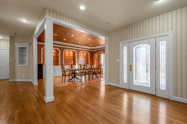 559 Gingermill Lane, Lexington, KY 40509