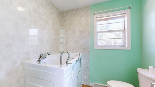 760 State Route 83, Mayfield, KY 42066