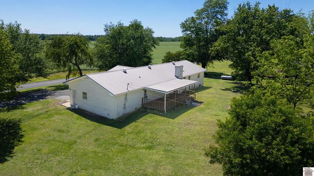 760 State Route 83, Mayfield, KY 42066