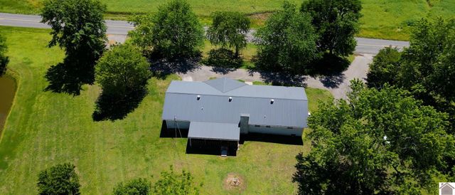 760 State Route 83, Mayfield, KY 42066
