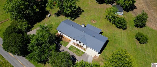 760 State Route 83, Mayfield, KY 42066