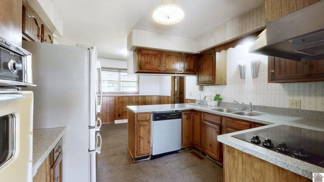 760 State Route 83, Mayfield, KY 42066