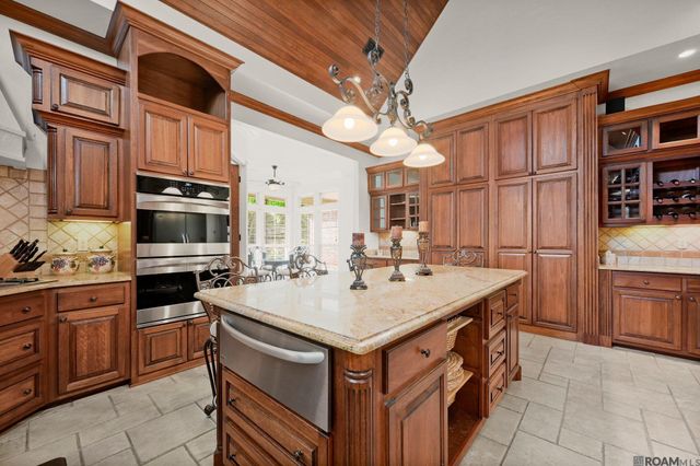 4509 Bluebonnet Rd, Baton Rouge, LA 70809