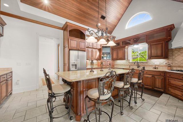 4509 Bluebonnet Rd, Baton Rouge, LA 70809