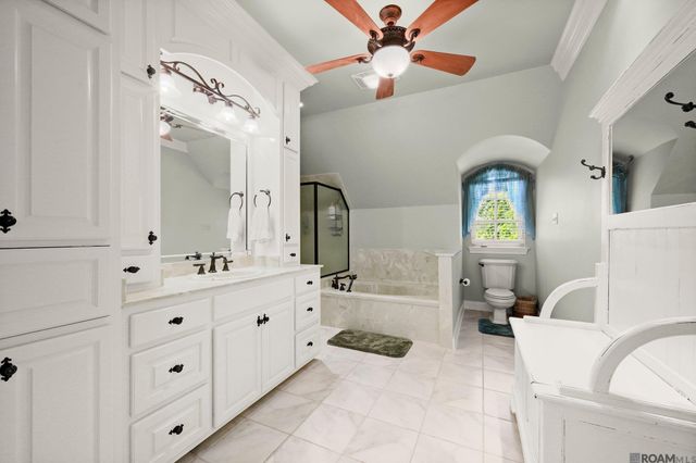 4509 Bluebonnet Rd, Baton Rouge, LA 70809