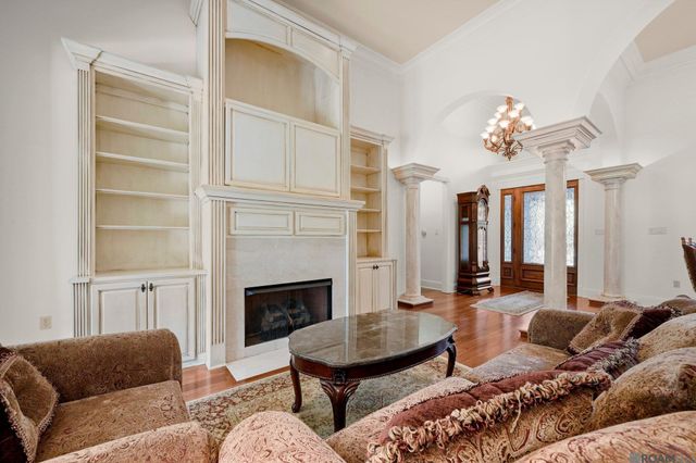 4509 Bluebonnet Rd, Baton Rouge, LA 70809