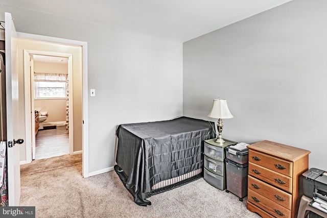26 ALWYN RD, Newark, DE 19713