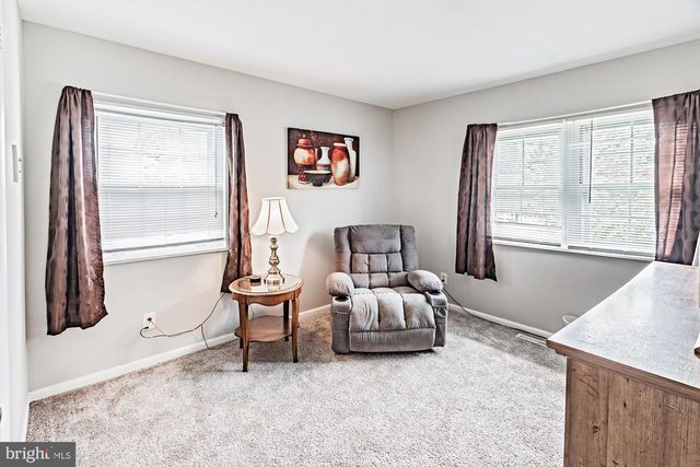 26 ALWYN RD, Newark, DE 19713