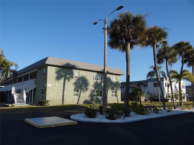 5287 81ST STREET 2, St Petersburg, FL 33709