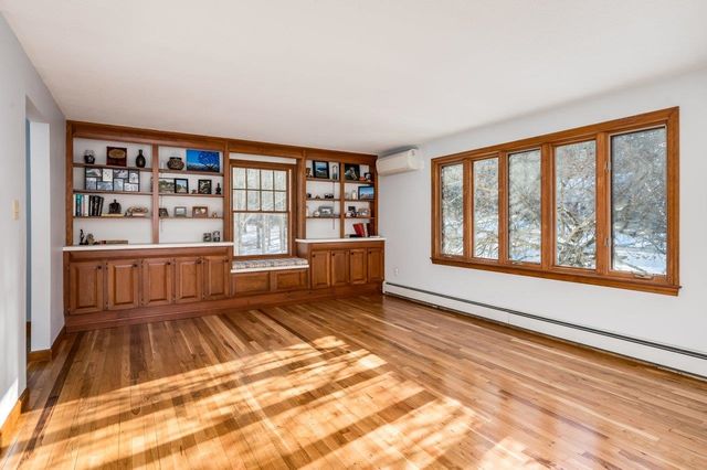 3 Ambler Way, Durham, NH 03824