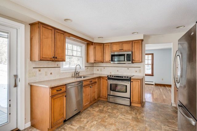 3 Ambler Way, Durham, NH 03824